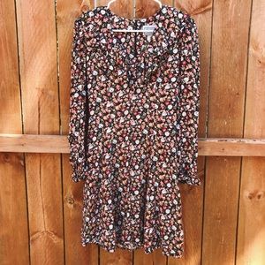 90’s VTG ditsy floral ruffle dress